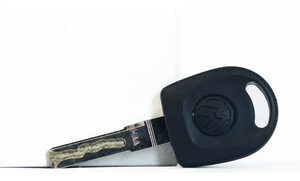 Llave Con Cierre Centralizado Volkswagen 5u0837219m Inb