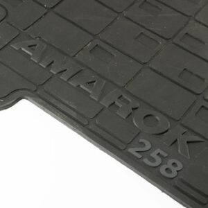 Cubre Alfombra Pvc Para Cabina Doble Amarok V6 Volkswagen Acg061500a 258 Negro